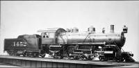une locomotive de la série précédente (1452-1479)