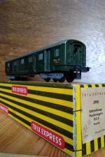 trix_bls_fourgon_f4u_398.jpg trix_bls_fourgon_f4u_398.jpg