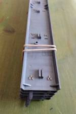 emplacement prévu pour le conducteur du rail central emplacement prévu pour le conducteur du rail central