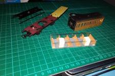 tous les éléments de la voiture avant remontage tous les éléments de la voiture avant remontage