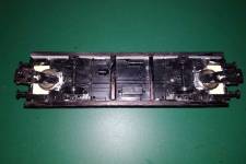 marchepieds collés en place, attelages installés, essieux montés marchepieds collés en place, attelages installés, essieux montés