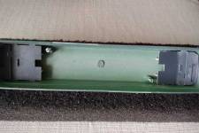 montage de vis qui tiennent lieu de chandelles pour maintenir la caisse à une hauteur constante au-dessus du châssis montage de vis qui tiennent lieu de chandelles pour maintenir la caisse à une hauteur constante au-dessus du châssis