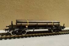 nouveaux essieux à rayons et chargement de tuyaux nouveaux essieux à rayons et chargement de tuyaux