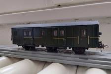 insertion des vitrages et fixation des rambardes et mains-montoires insertion des vitrages et fixation des rambardes et mains-montoires