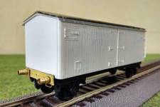 traverse et organes de choc et de traction LSL mis en place traverse et organes de choc et de traction LSL mis en place