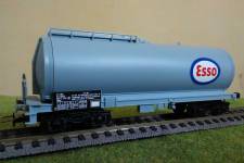 jouef_sncf_citerne4_70m3_uahs_esso_6509.jpg jouef_sncf_citerne4_70m3_uahs_esso_6509.jpg