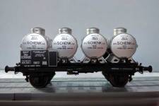 ree_sncf_plat2_transport_conteneurs_liquides_saw_schenk_wb096.jpg ree_sncf_plat2_transport_conteneurs_liquides_saw_schenk_wb096.jpg