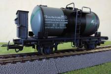 le modèle à l'origine, après montage et adaptation d'attelages Jouef le modèle à l'origine, après montage et adaptation d'attelages Jouef