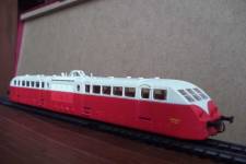 jouef_sncf_bugatti_x1000_8602_01.jpg jouef_sncf_bugatti_x1000_8602_01.jpg