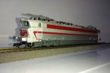 trix_sncf_cc40100_22576_02.jpg trix_sncf_cc40100_22576_02.jpg