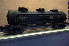 bachmann_phillips_3-dome_tank_17140.jpg bachmann_phillips_3-dome_tank_17140.jpg