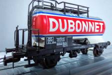 roco_sncf_citerne2_vin_scw_dubonnet_4337f.jpg roco_sncf_citerne2_vin_scw_dubonnet_4337f.jpg
