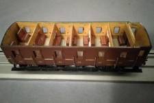 mise en place des aménagements intérieurs d'une voiture de 3e classe mise en place des aménagements intérieurs d'une voiture de 3e classe