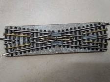 élément de voie où manque une pièce vitale : le cœur de la traversée élément de voie où manque une pièce vitale : le cœur de la traversée