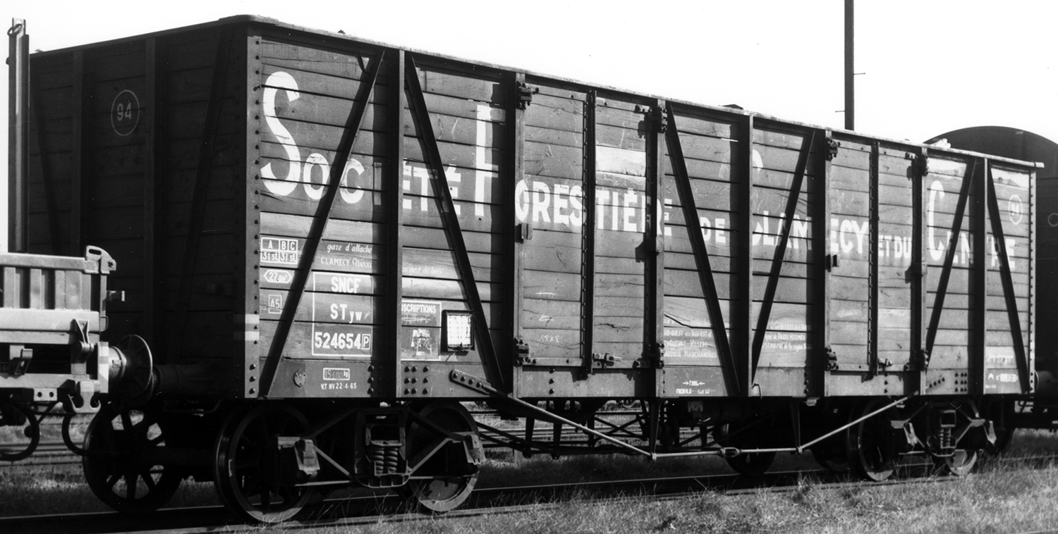 l'un des wagons reconstruits par la SFCC l'un des wagons reconstruits par la SFCC